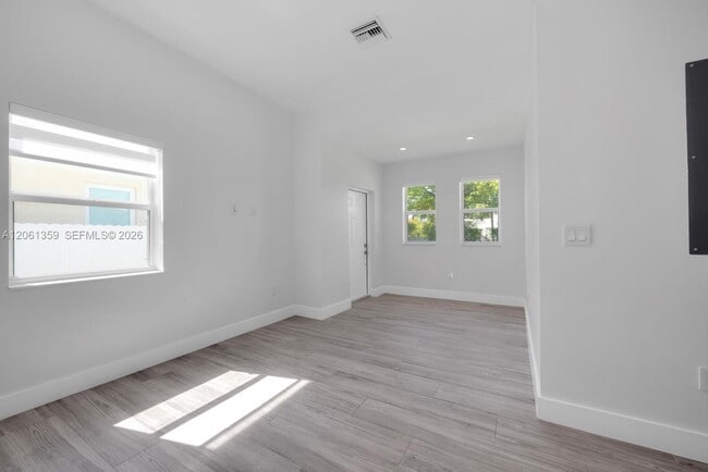 Photo - 2426 SW 25th St