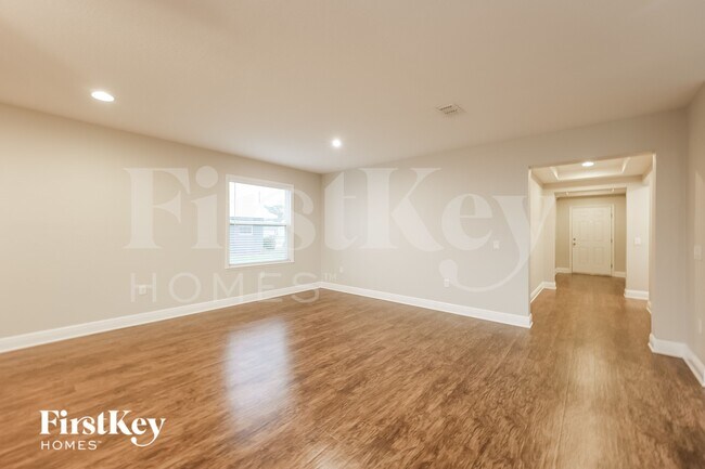 Photo - 97 Orlando Blvd