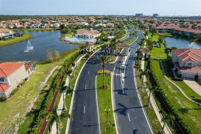 Photo - 9205 Belleza Way Unidad 203