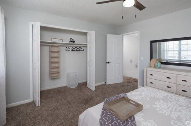 Photo - 600 Whispering Hills Dr