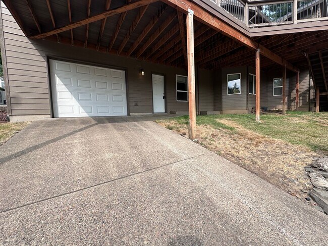 Photo - FRANCY1 Unit ADU