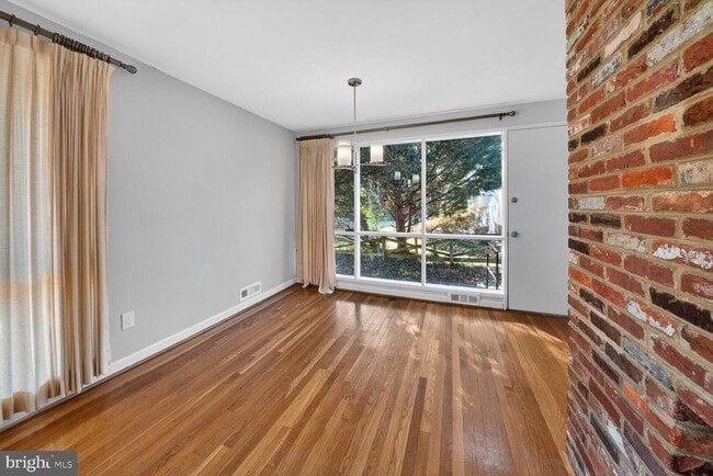 Photo - 6020 Cheshire Dr