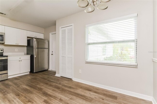Photo - 1517 Colony Ave
