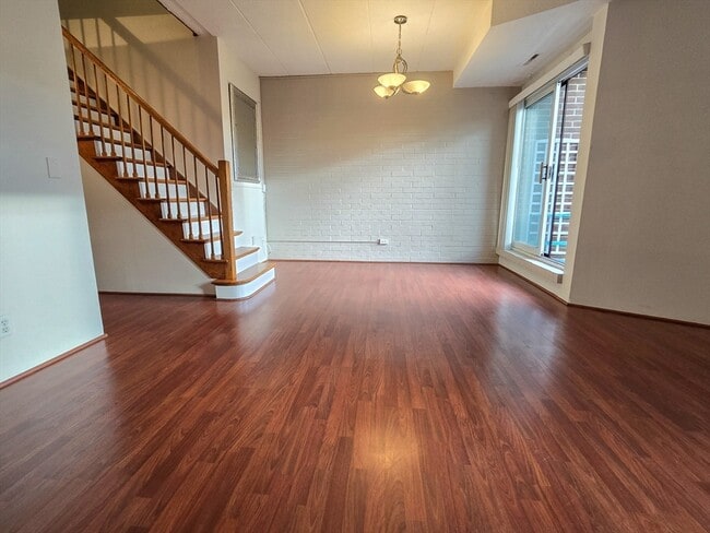 Photo - 1824 Beacon St Unit 3D