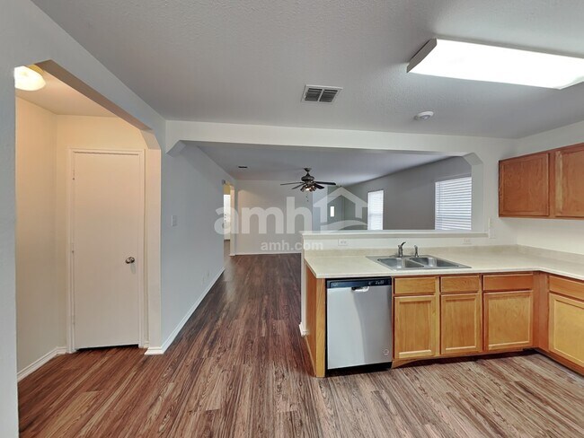 Photo - 9926 Kent Forest