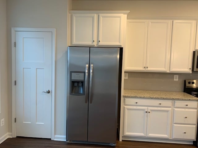 Photo - 521 Caddy Aly