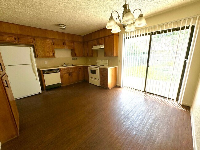 Photo - 4408 Lake Rd Unit # C