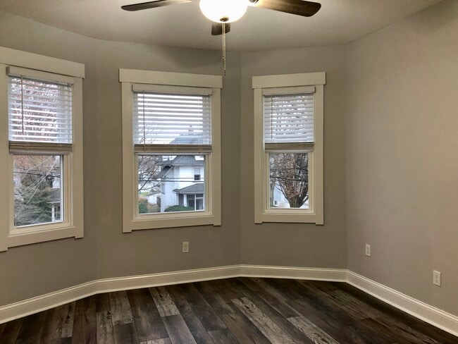 40 Williamson Ave Unit 2