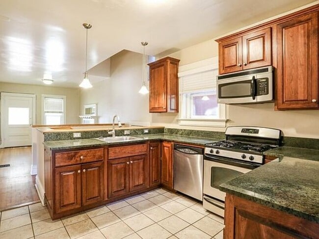 Photo - 1200 Josephine St