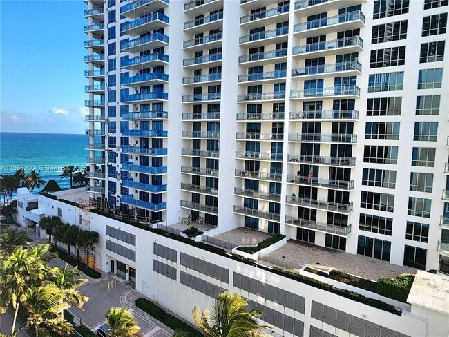 Photo - 3505 S Ocean Dr Unidad 901