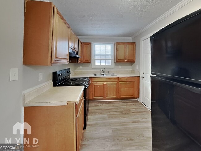 Photo - 1825 Oakmont Dr NW