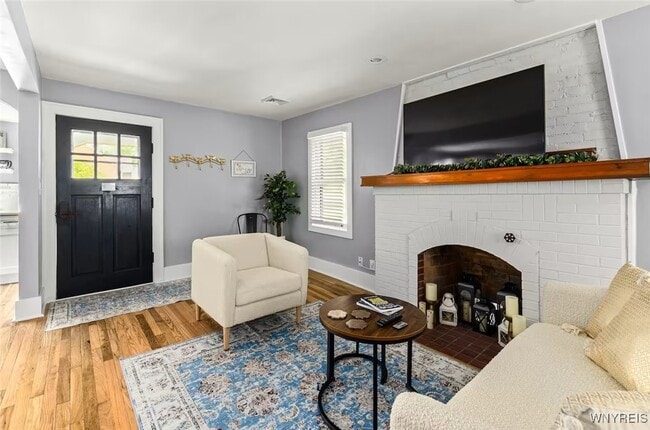 Photo - 528 Ward Rd