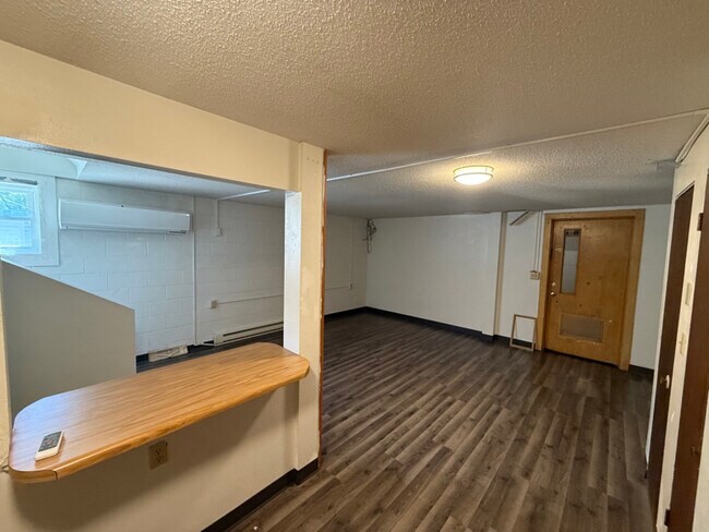 Photo - 224 Halsey St Unit 7