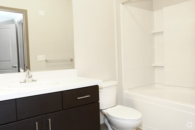 2BR,2BA-Juriquilla - Anton Hacienda Apartments