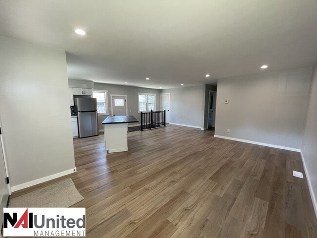 Photo - 2811 S Lemon St