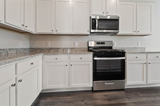Photo - 15826 Berry Hl Dr