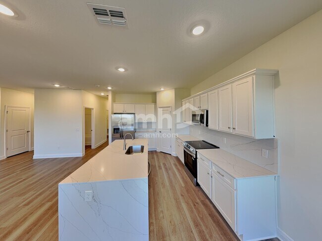 Photo - 5994 Sycamore Pl St