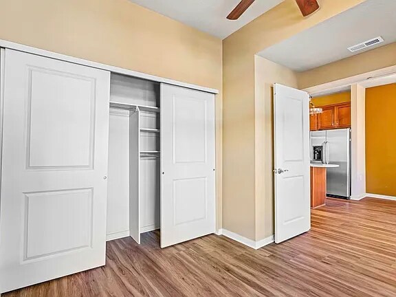 Photo - 2150 S Main St