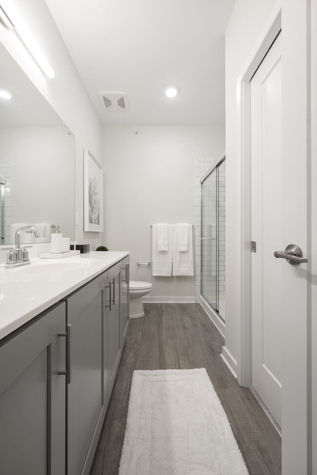 Photo - Woodside Trumbull