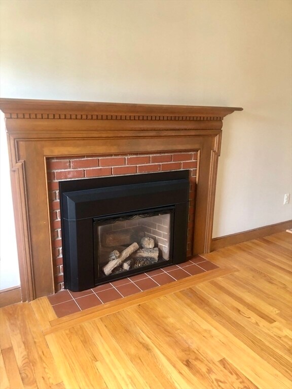 Photo - 4 Lois Ln Unit 4