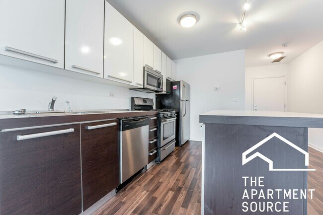 Photo - 1544 W Glenlake Ave Unit 2d