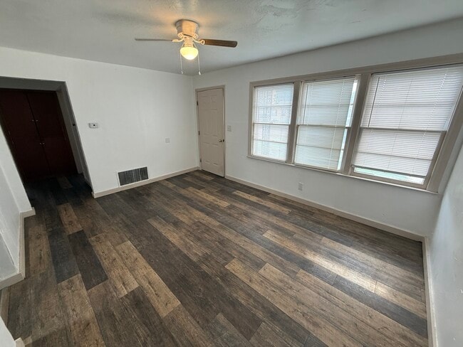 Photo - 1009 S Wells St