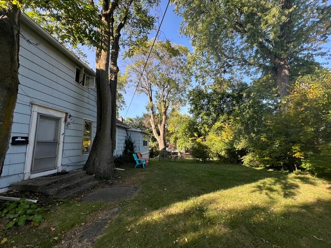 Photo - 738 Griswold St