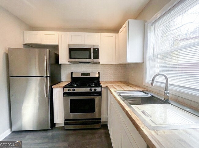 Photo - 3730 Clovis Ct NW