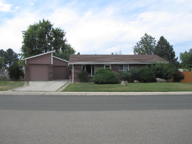 Building Photo - 6621 S Wellington Ct Rental