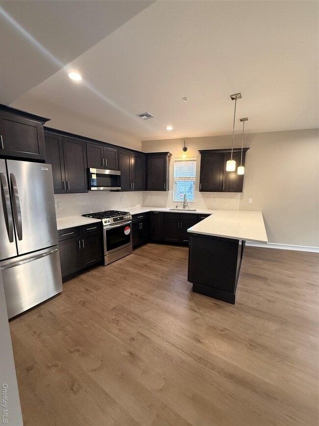 Photo - 122 Greenwich Ave Unit 302