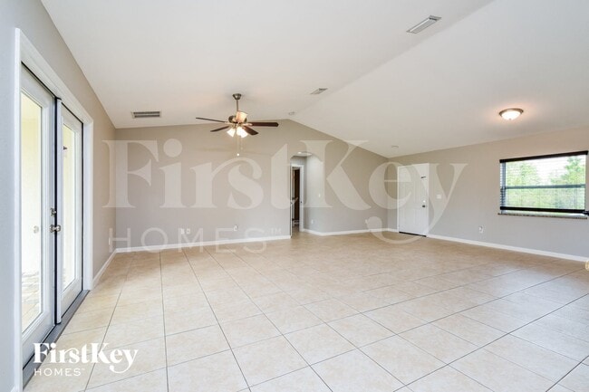 Photo - 5123 White Ave