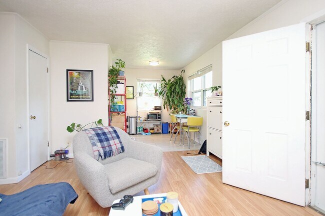 Photo - Pet-Friendly Duplex Close to UVA and Downtown