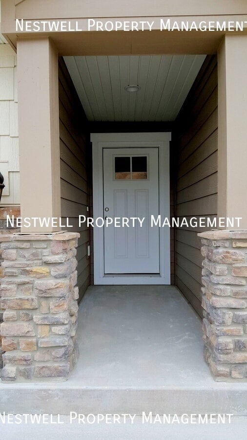 Photo - 2299 W Cresthaven Ln