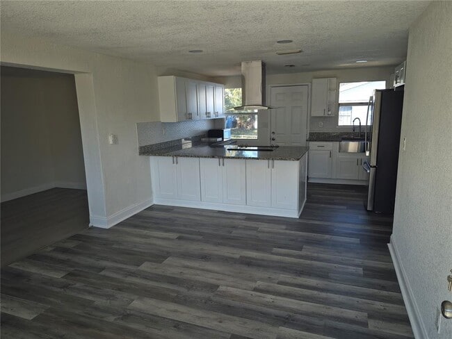 Photo - 3312 E Ellicott St