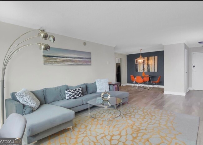 Photo - 2479 Peachtree Rd NE