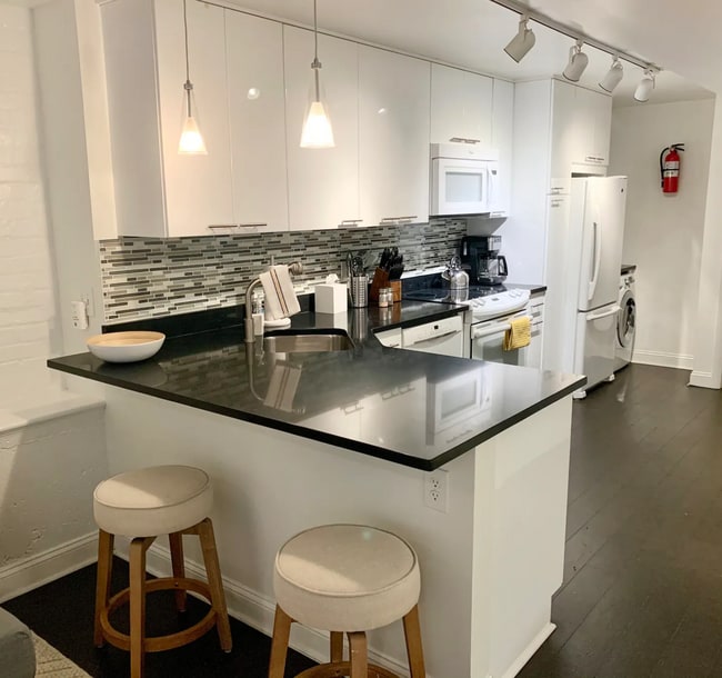 Photo - 1731 Church St NW