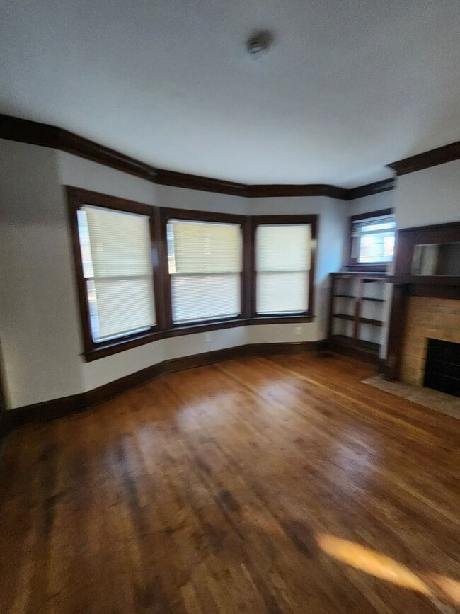 Photo - Kendall2550 Unit 2