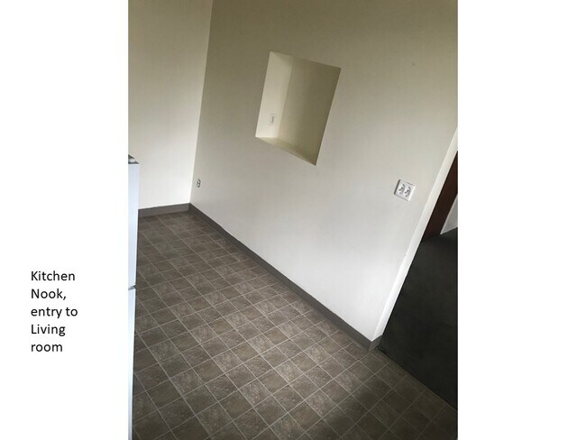 kitchen nook - 419 N 2nd St Unit #1