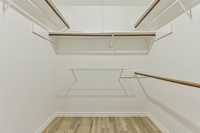 Building Photo - 2512 Ironclad Dr