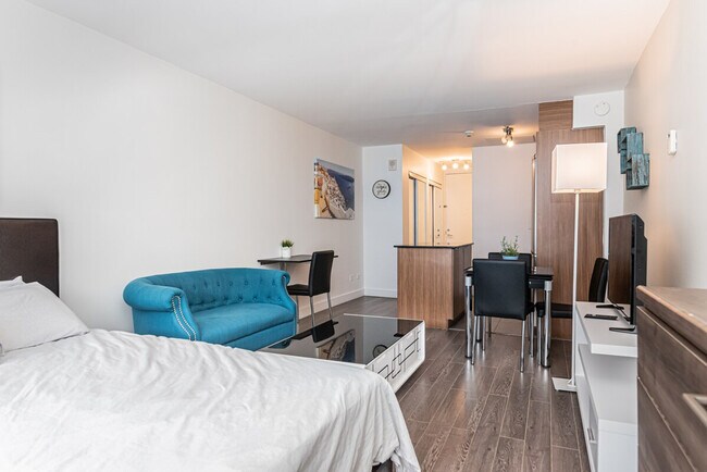 Photo - 3 Pl. Ontario Unit ID1261815P