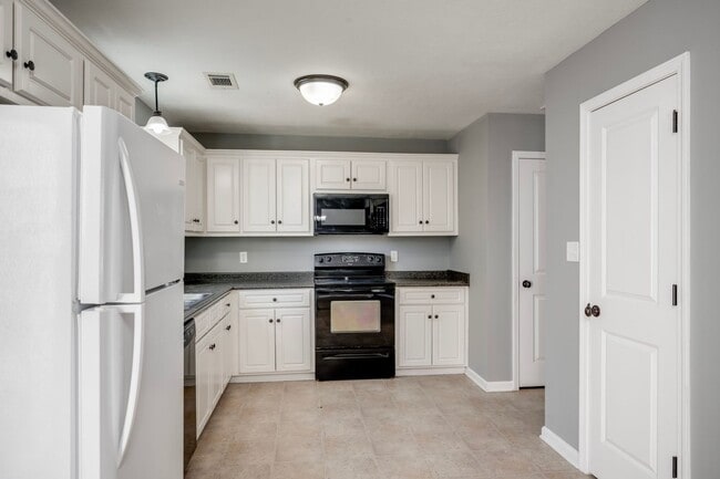Photo - 716 Whispering Willow Way