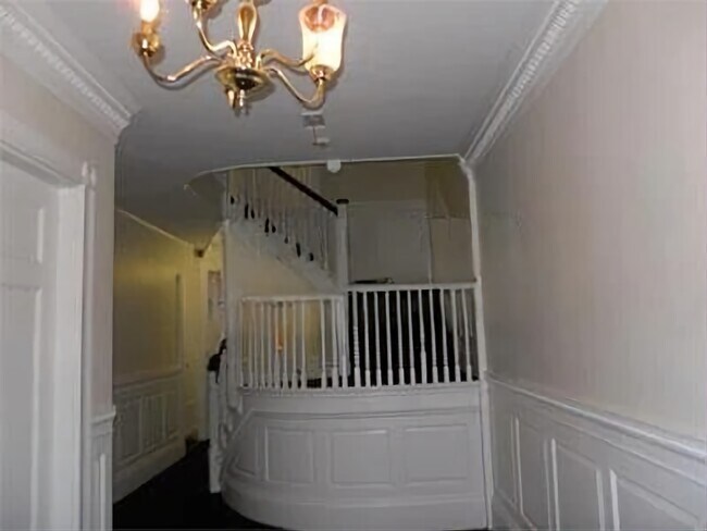 Photo - 31 Bay State Rd