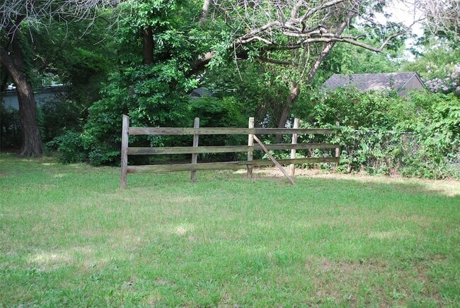 Photo - 1609 Wayne St