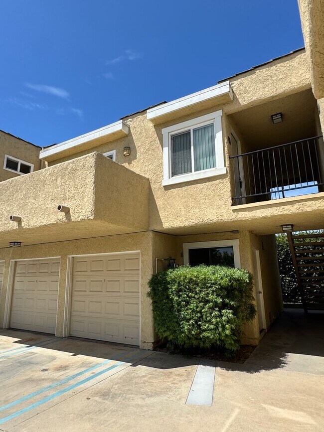 17762 Paseo Cir Unidad D