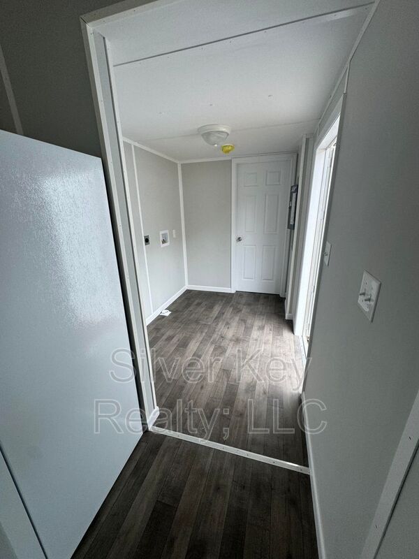 1004 S Jackson St House House Rental in Athens, TN