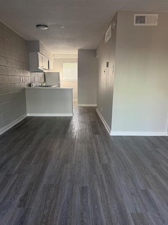 Photo - 311 E 31st St Unidad 103