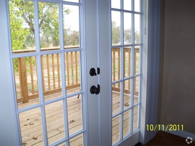 Building Photo - 8364 US-69 Rental