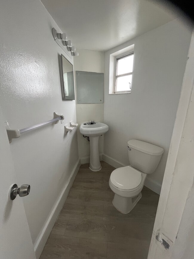 Photo - 512 Bayshore Dr
