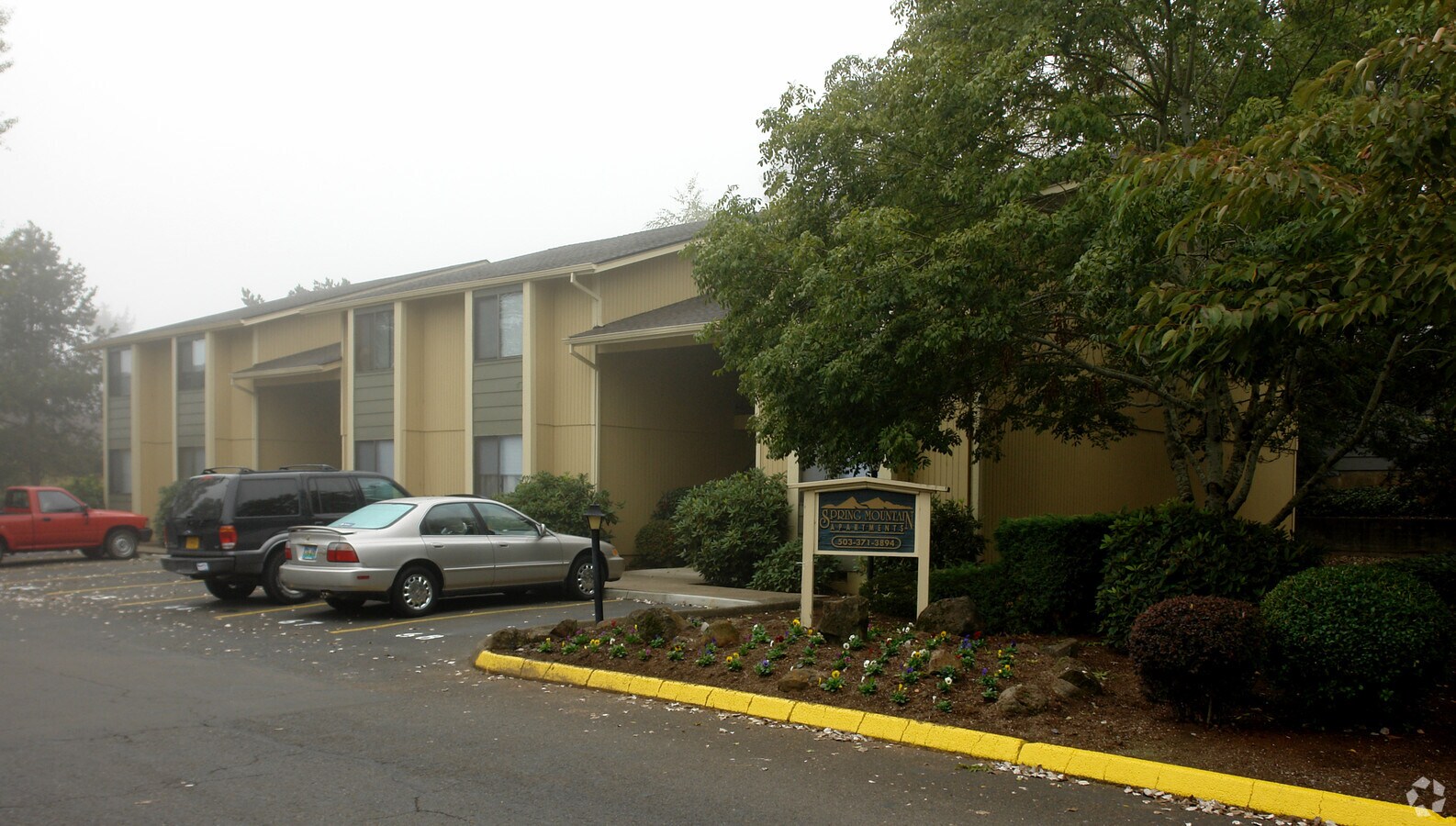Photo - Spring Mountain Apartments