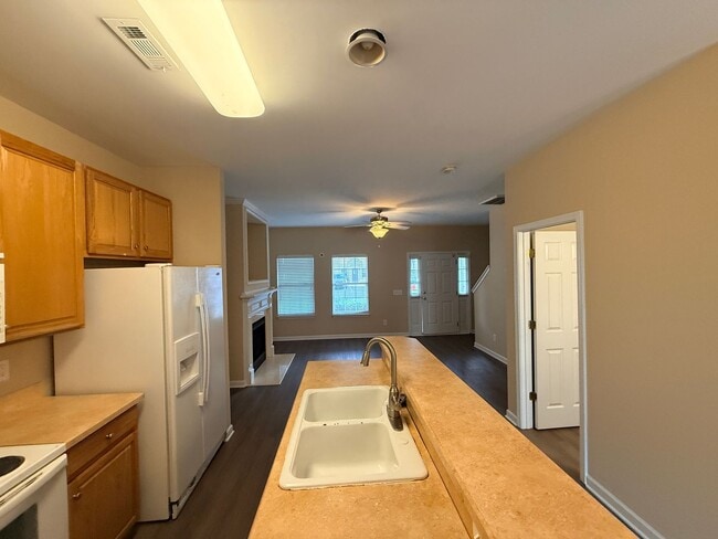 1249 Liberty Bell Ct
